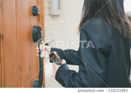 high school student, entrance, entranceway 118255463