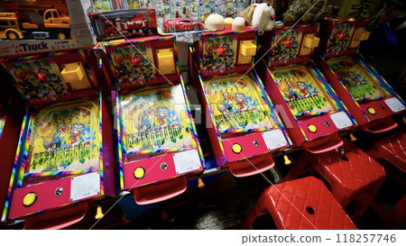 Taiwan night market/food stall image Taiwan night market/food stall image 118257746