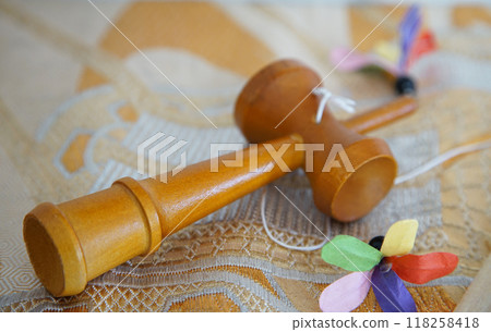 木kendama 118258418