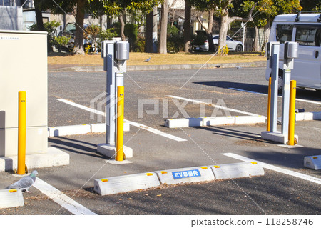 電動車優先停車位 電動車優先停車位 118258746