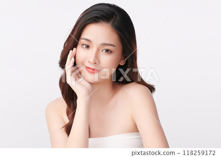 Beautiful young asian woman with clean fresh skin on white background, Face care, Facial treatment, Cosmetology, beauty and spa, Asian women portrait. 118259172