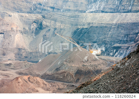 The deepest coal quarry in Europe The deepest coal quarry in Europe 118260024
