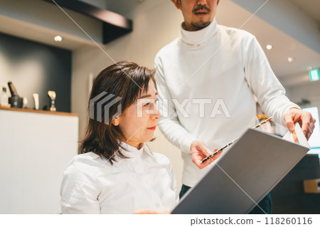 髮廊 女生 女孩 118260116