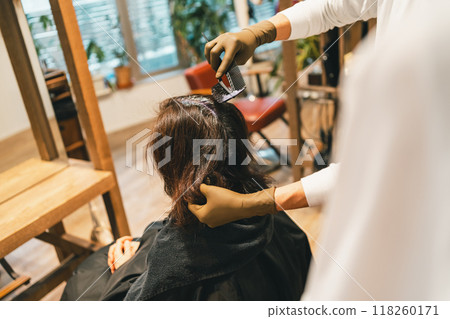 dyeing white hair, female, females 118260171