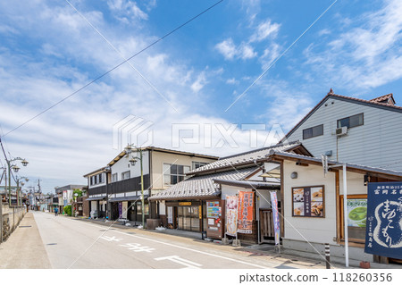 富岡製絲工廠附近的街道:城町街 富岡製絲工廠附近的街道:城町街 118260356
