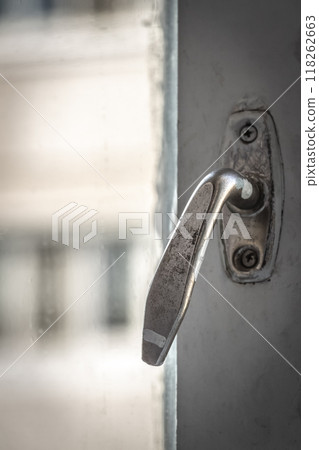 The handle of a closed window 118262663