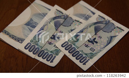 I would be happy if I received such a stylish New Year's gift. I would be happy if I received such a stylish New Year's gift. 118263942