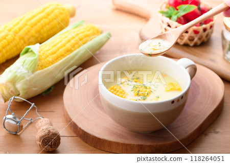 Corn soup (corn potage, corn cream) 118264051