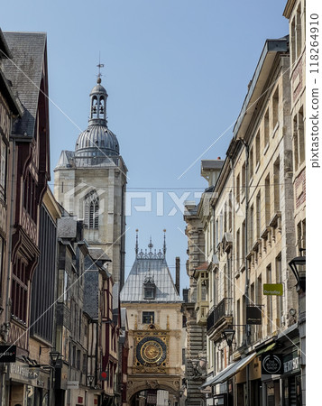 ROUEN, FRANCE - AUGUST, 2024: Clock in the Rue du Gros-Horloge, Rouen, Haute-Normandy 118264910