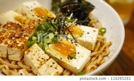 Japanese Udon noodles with tofu and egg 118265281