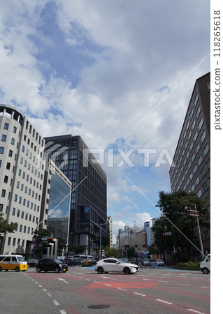 Cityscape of Tenjin, Fukuoka City 118265618