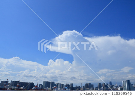 Cumulonimbus clouds spreading over the city center: Summer sky 118269546