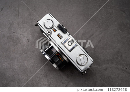 Old film camera Old film camera 118272658