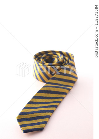 Striped tie 118273594