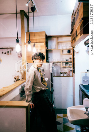Groom posing in the kitchen 118273627