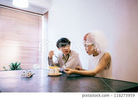 Indoor pre-shoot 118273959