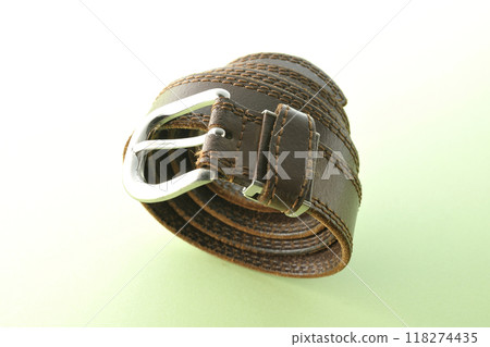 棕色腰帶 118274435