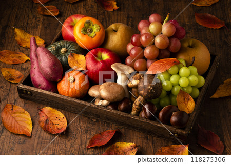 Autumn taste 118275306