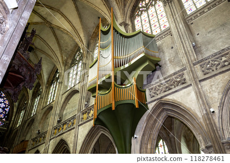 Saint Pierre church, Caen, normandy, France Saint Pierre church, Caen, normandy, France 118278461