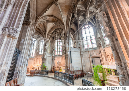 Saint Pierre church, Caen, normandy, France 118278468
