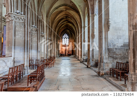 Saint Pierre church, Caen, normandy, France 118278484