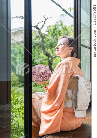 外國女子和服入境形象 外國女子和服入境形象 118278681