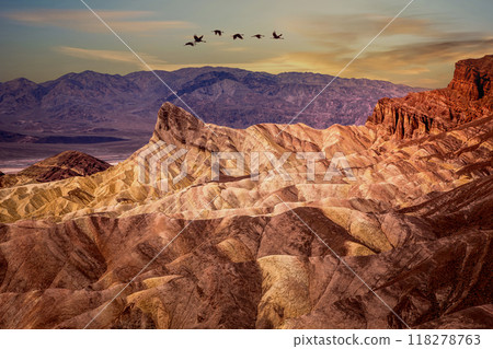 Zabriskie point, death valley, california, usa 118278763