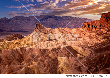 Zabriskie point, death valley, california, usa Zabriskie point, death valley, california, usa 118278764