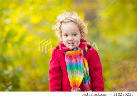 Kids playing in autumn park 118280225