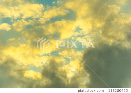 Cloudy sky 118280433