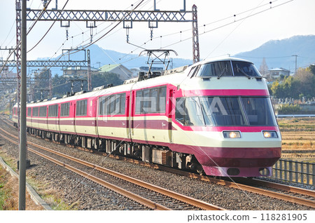 小田急小田原線鶴卷溫泉伊勢原小田急10000系列10001 HiSE箱根相模 小田急小田原線鶴卷溫泉伊勢原小田急10000系列10001 HiSE箱根相模 118281905