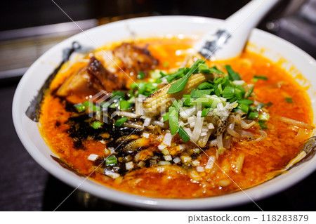 Oni Kanbou Karashibi Miso Ramen 118283879