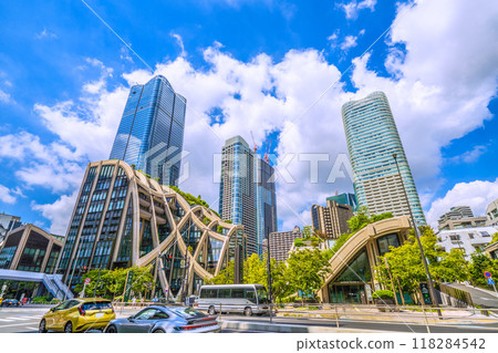 Tokyo cityscape in Japan The heat continues. It feels like midsummer. A view of Azabudai Hills and other areas = September 11, 2024 Tokyo cityscape in Japan The heat continues. It feels like midsummer. A view of Azabudai Hills and other areas = September 11, 2024 118284542
