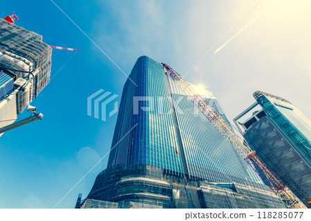 Large-scale construction underway and blue skies Takanawa Gateway 2024.09 k-3 Warm colors Large-scale construction underway and blue skies Takanawa Gateway 2024.09 k-3 Warm colors 118285077