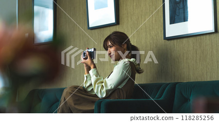 Camera girls Camera girls 118285256