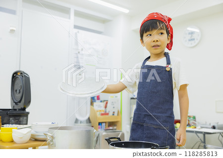 食教烹飪培訓形象 118285813