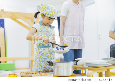 食教烹飪培訓形象 118285817