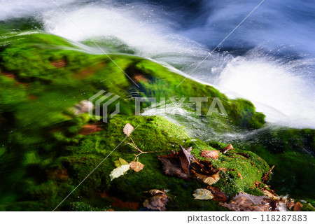 秋季信州押通隱瀑布 秋季信州押通隱瀑布 118287883