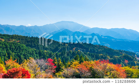 Tsumago-juku to Magome-juku Trail (Autumn): View of Mount Ena 118288606