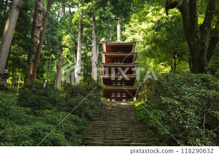 Women's Koyasan/Muro-ji Temple (Five-story Pagoda) [Muro, Uda City, Nara Prefecture] 118290632