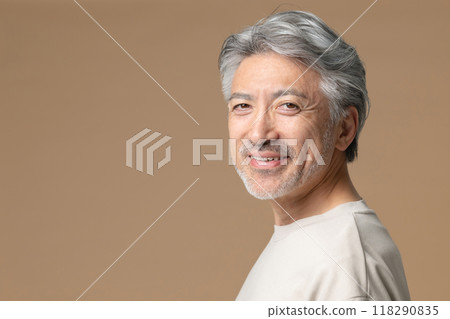 一個微笑的人 118290835