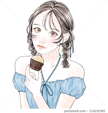 拿著紙杯蛋糕的女人 118292985