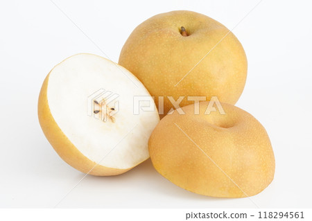 Delicious looking pear, Kaga Shizuku, from Ishikawa Prefecture 118294561