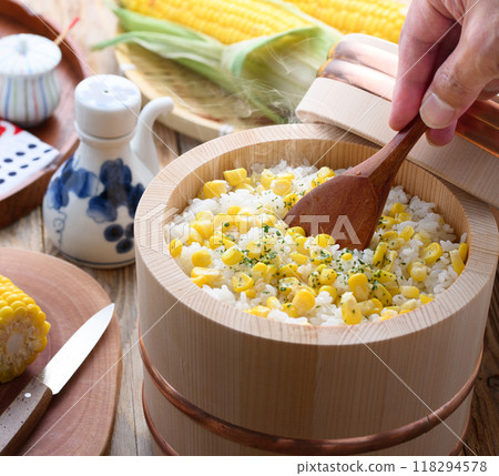 Corn rice in a rice cooker 118294578