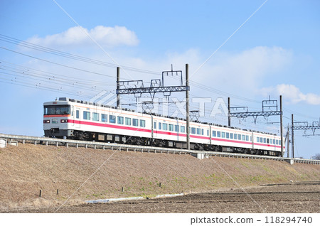 東武日光線 栗橋新古河 東武鐵道 350 系列 351F 霧降 東武日光線 栗橋新古河 東武鐵道 350 系列 351F 霧降 118294740