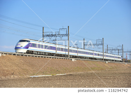 東武日光線 栗橋新古河 東武鐵道 100 系列 105F Spacia 東武日光線 栗橋新古河 東武鐵道 100 系列 105F Spacia 118294742