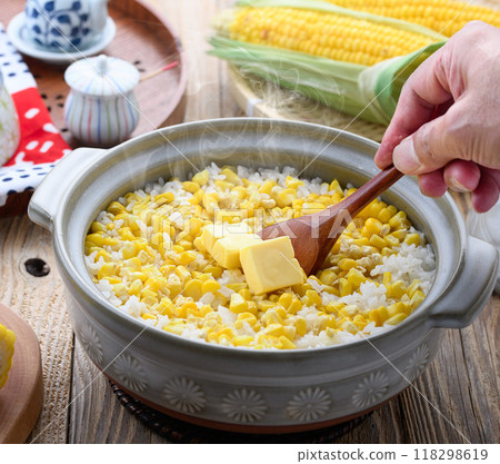 Corn rice cooked in a clay pot Corn rice cooked in a clay pot 118298619