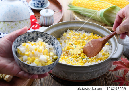 玉米飯用砂鍋煮 118298639