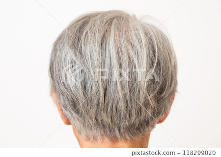 Senior woman with gray hair 118299020
