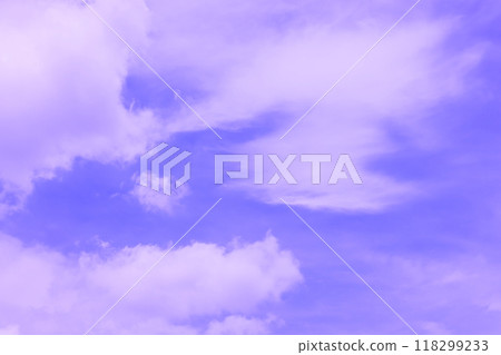 白雲在藍天蔓延(背景素材) 白雲在藍天蔓延(背景素材) 118299233